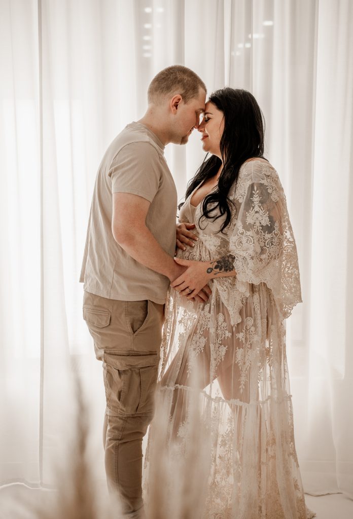 Babybauchshooting mit Partner